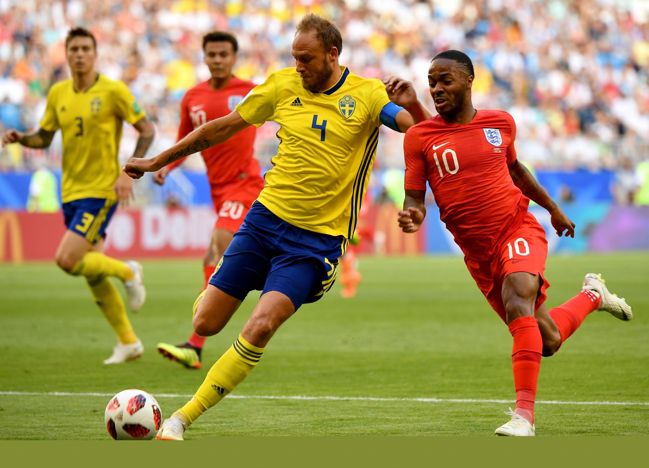 林后开始咬 林后开始咬