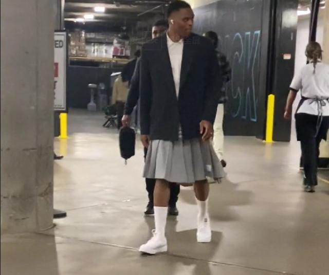 退役后一起 退役后一起