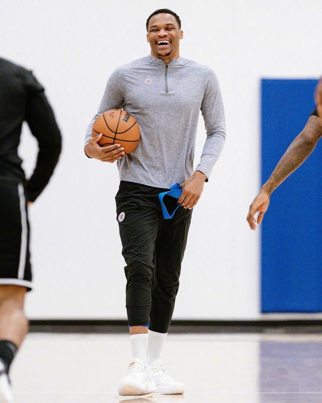 促进学术成 促进学术成